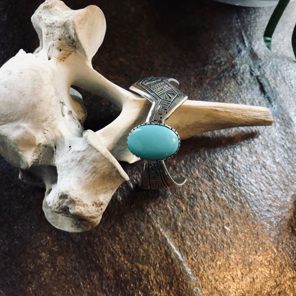 Carolyn Pollack Roderick Tenorio turquoise bracelet small size
